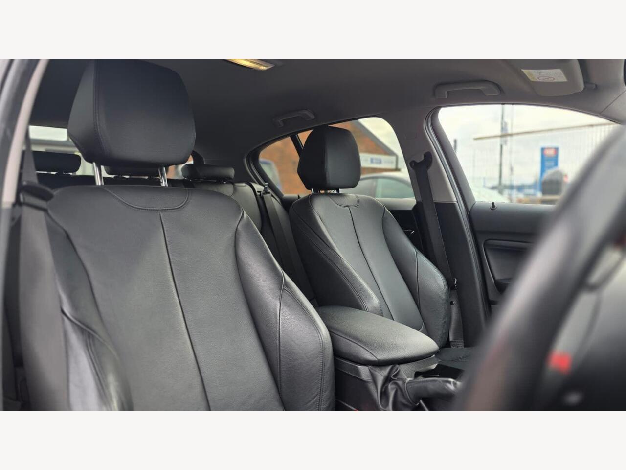 BMW 1 Series YC67GYX