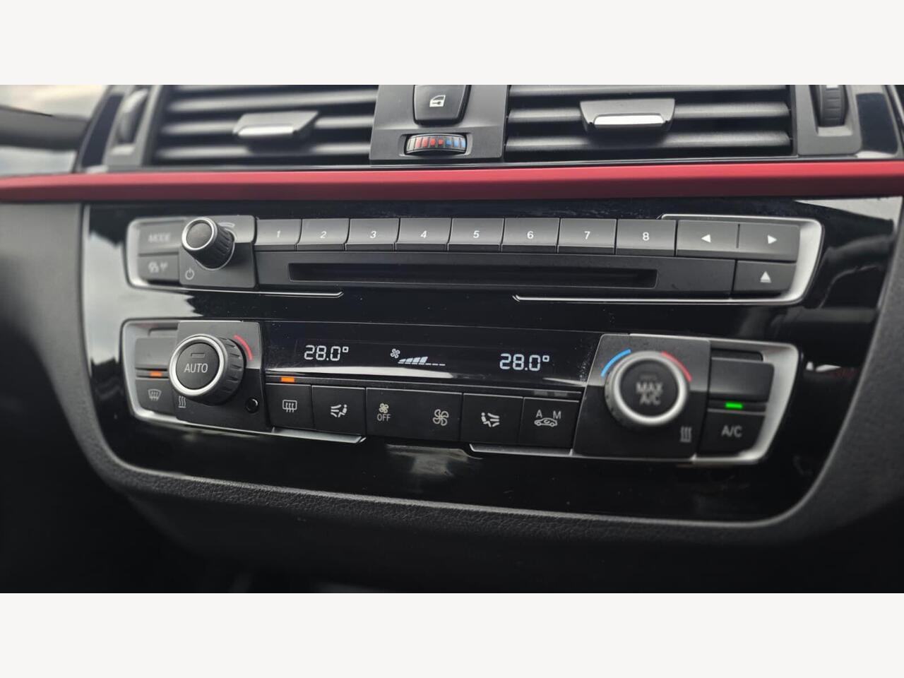 BMW 1 Series YC67GYX