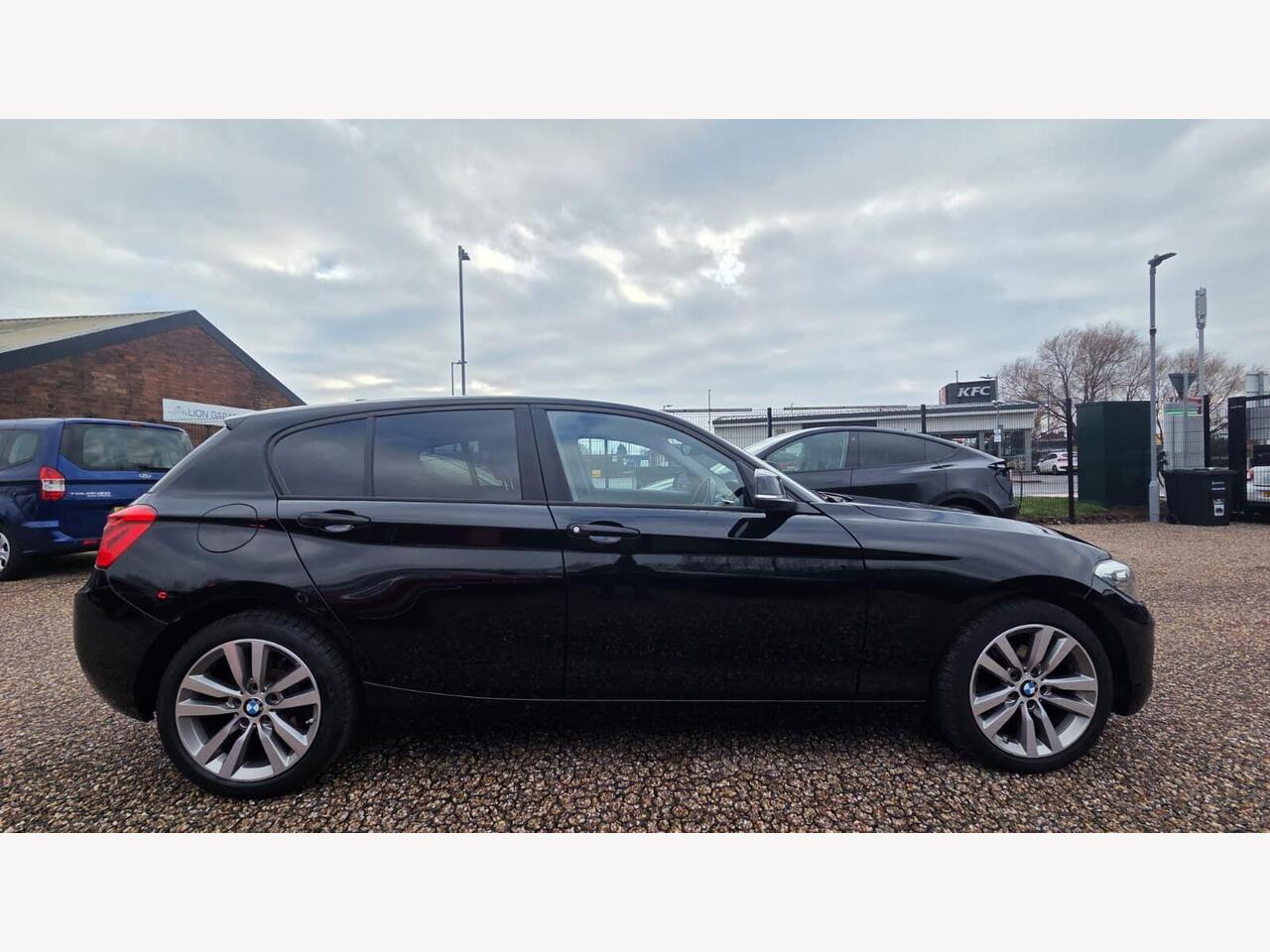 BMW 1 Series YC67GYX