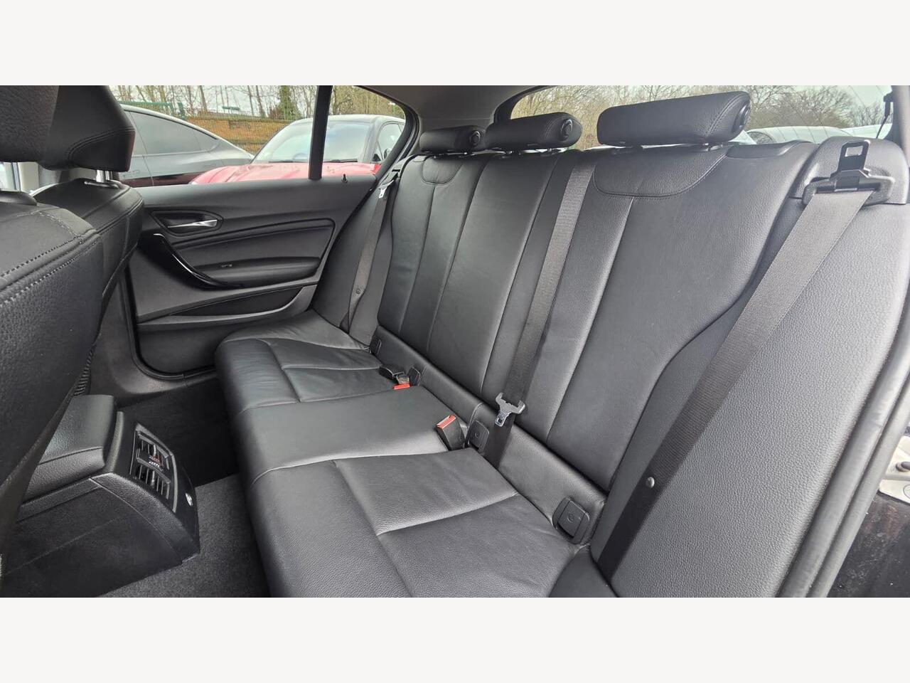 BMW 1 Series YC67GYX