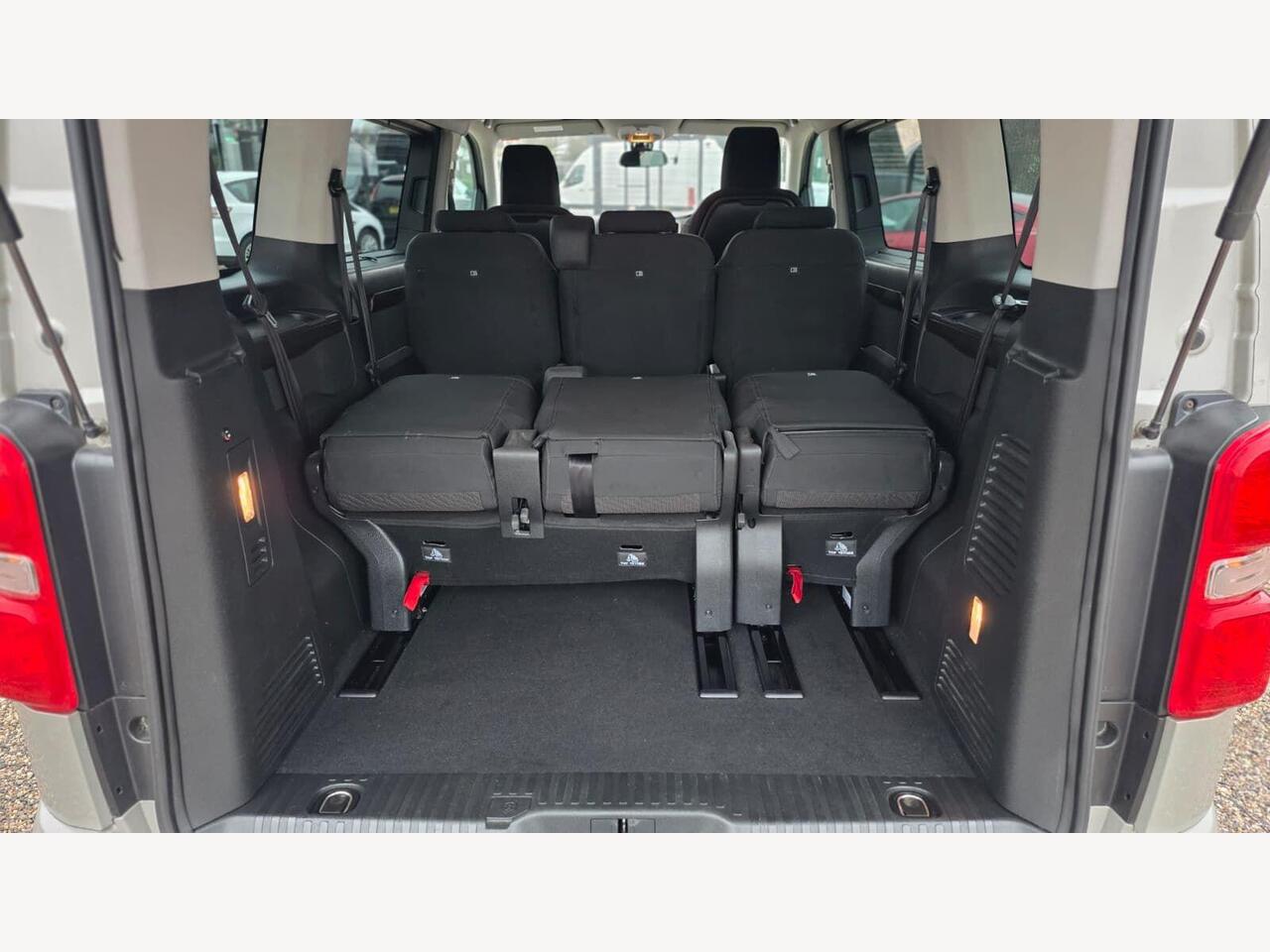 Toyota PROACE Verso RJ21DXX