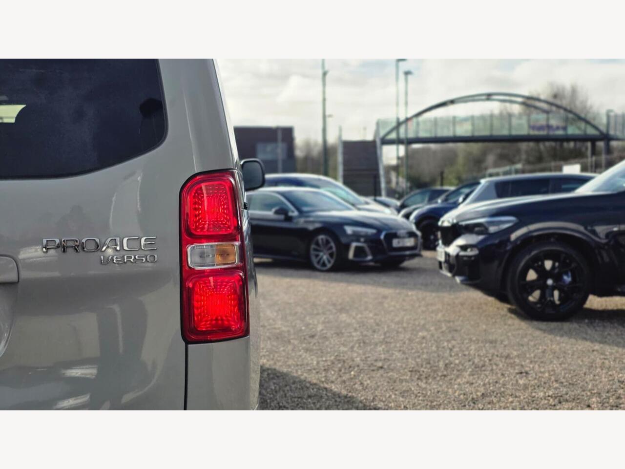 Toyota PROACE Verso RJ70LKN