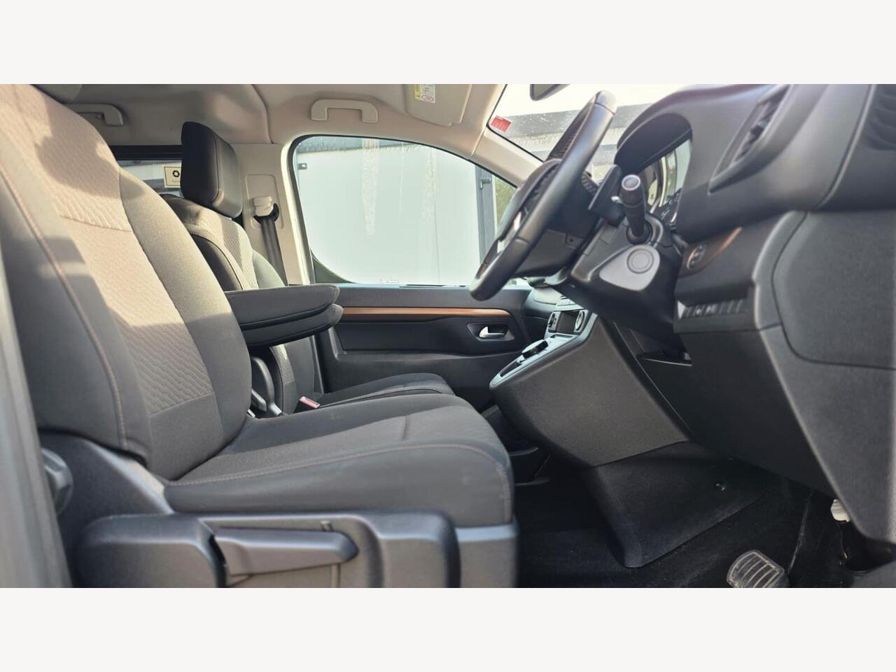 Toyota PROACE Verso RJ70LKN