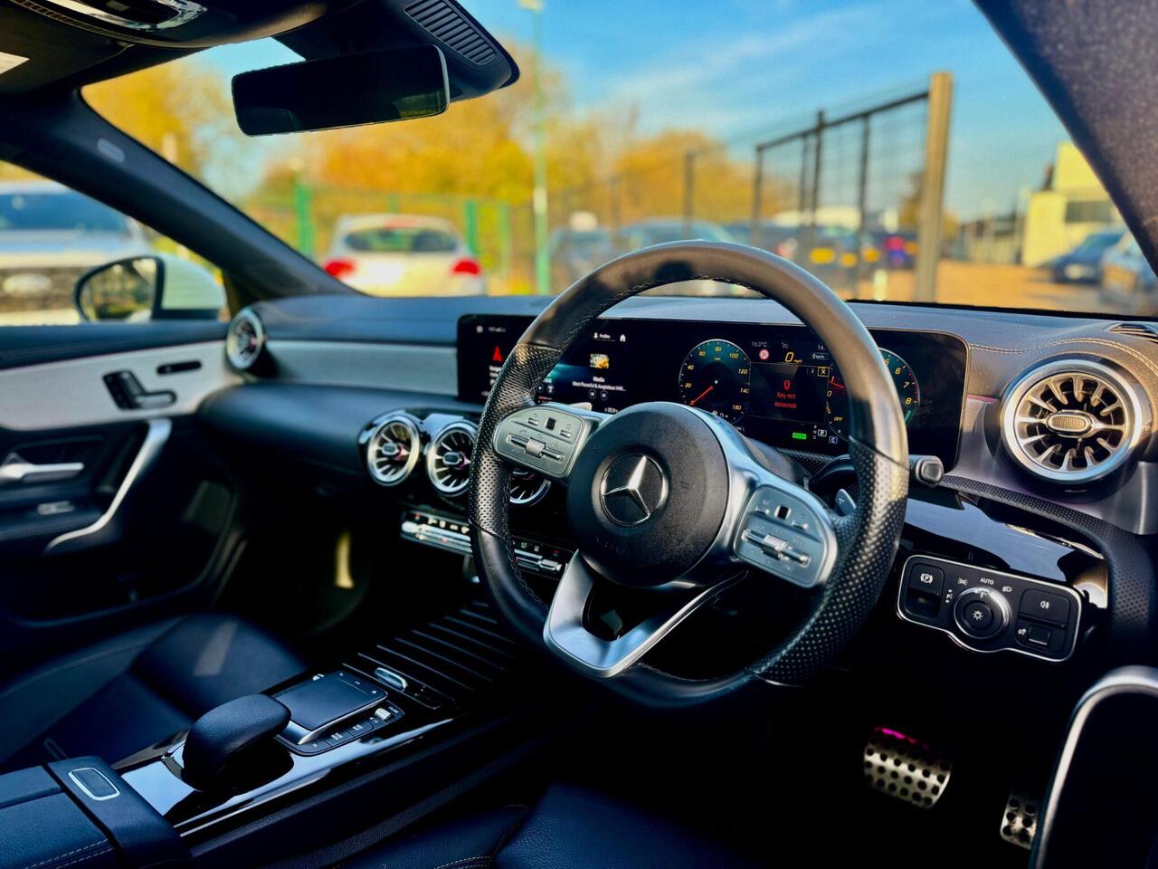 Mercedes-Benz CLA WV71XOX