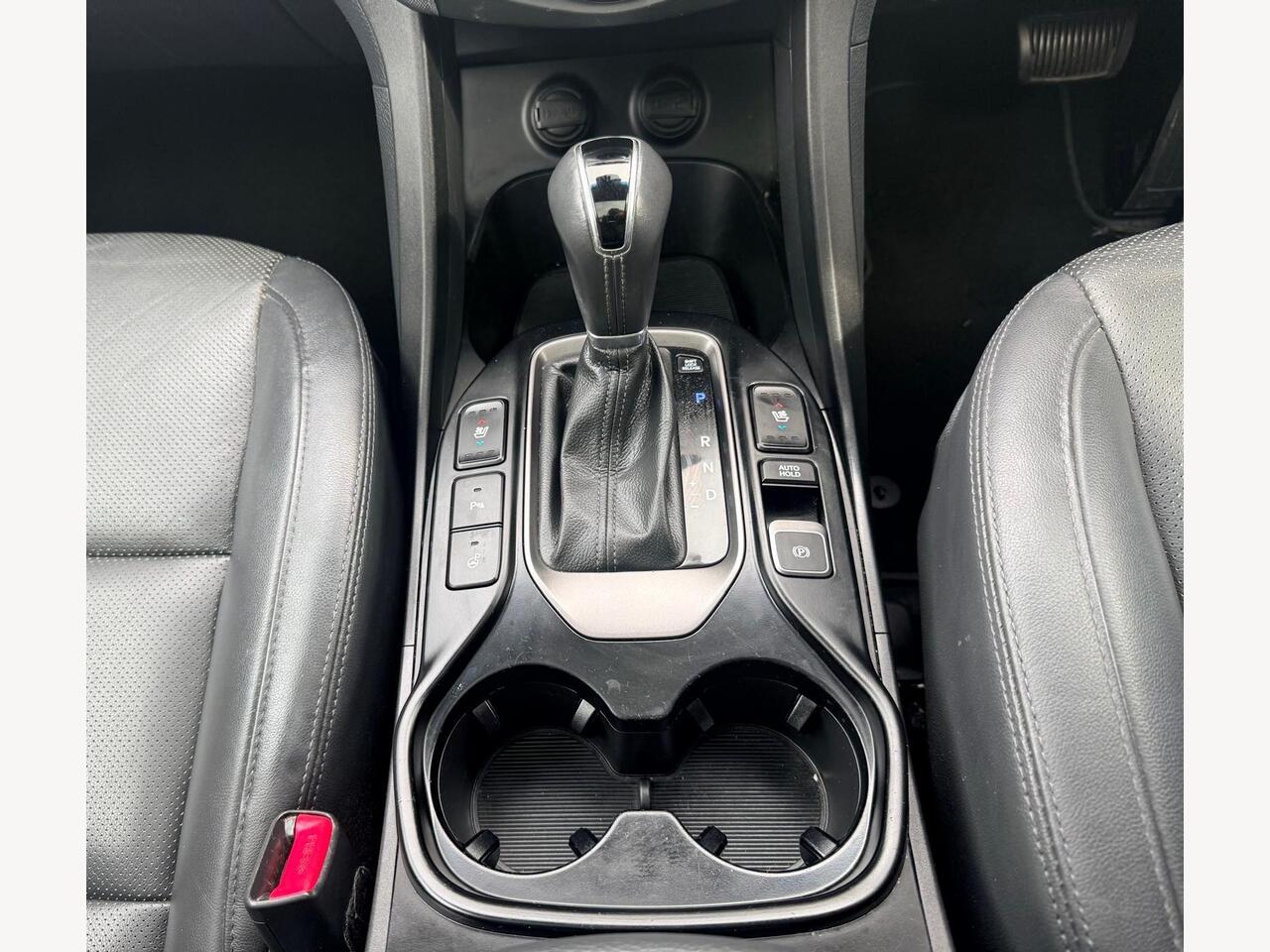 Hyundai Santa Fe EA15DZN