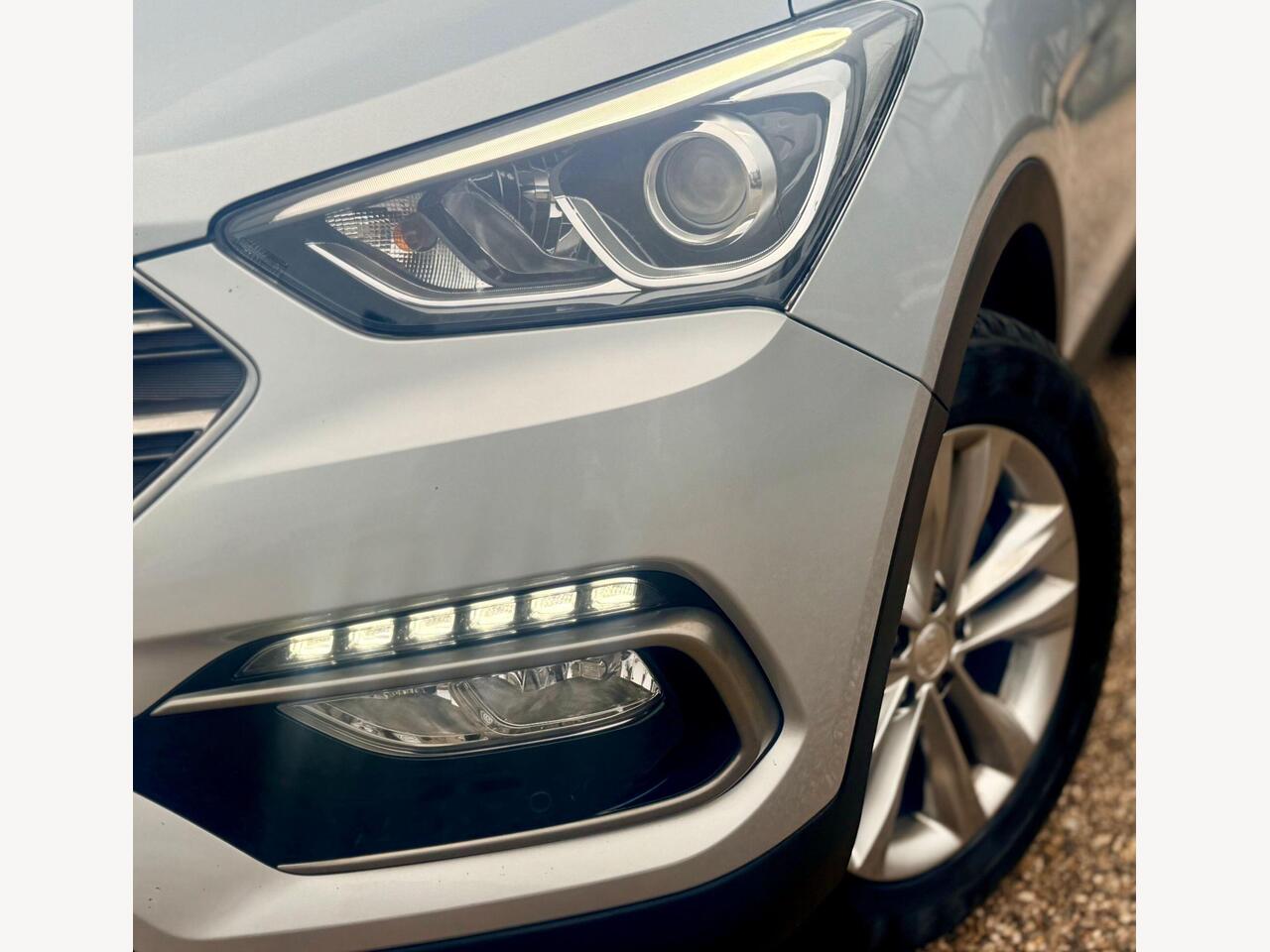 Hyundai Santa Fe VA18LXS