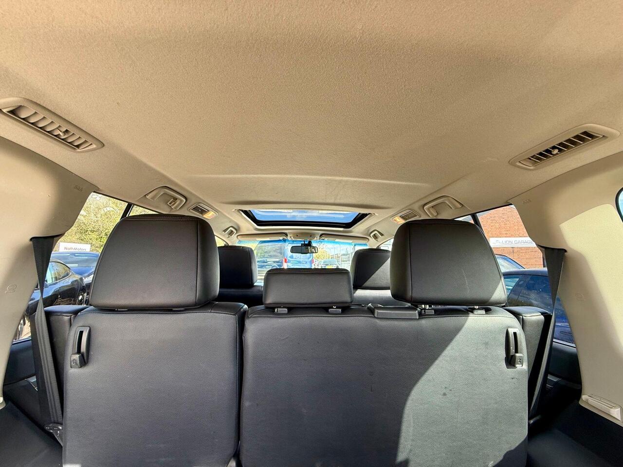 Mitsubishi Shogun YR64RFJ