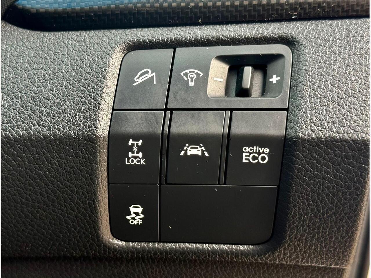 Hyundai Santa Fe EA15DZN