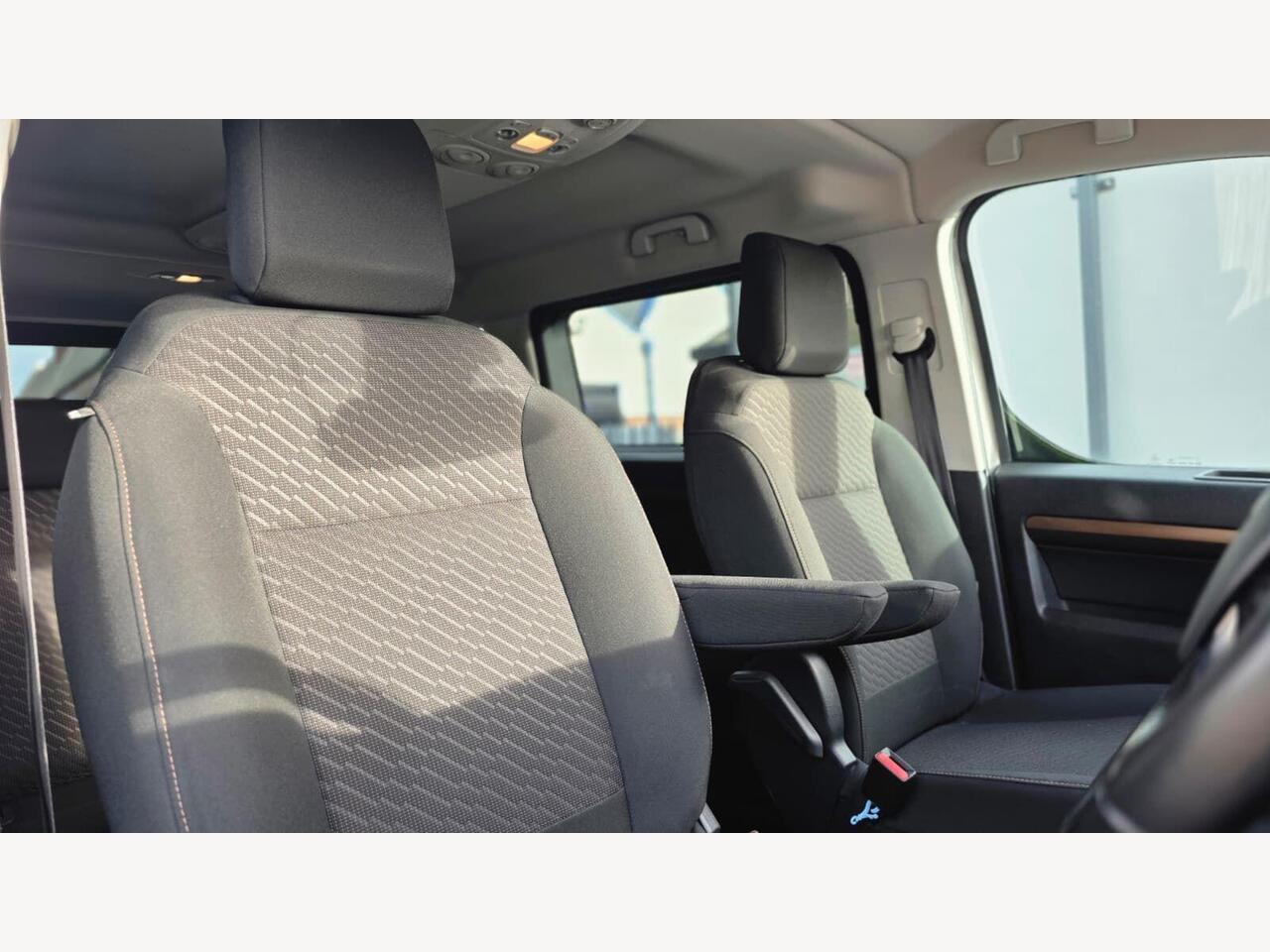 Toyota PROACE Verso RJ70LKN