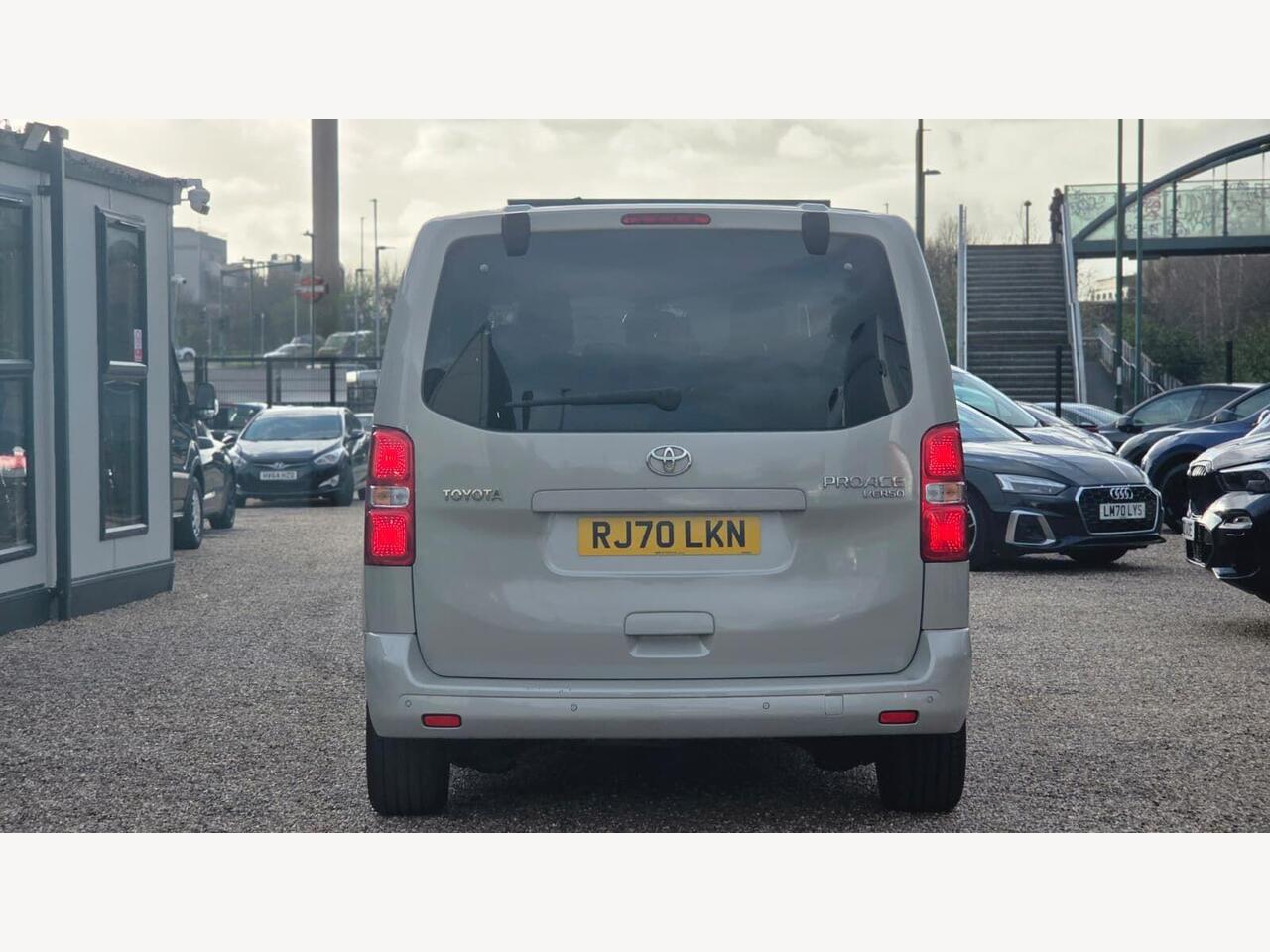 Toyota PROACE Verso RJ70LKN