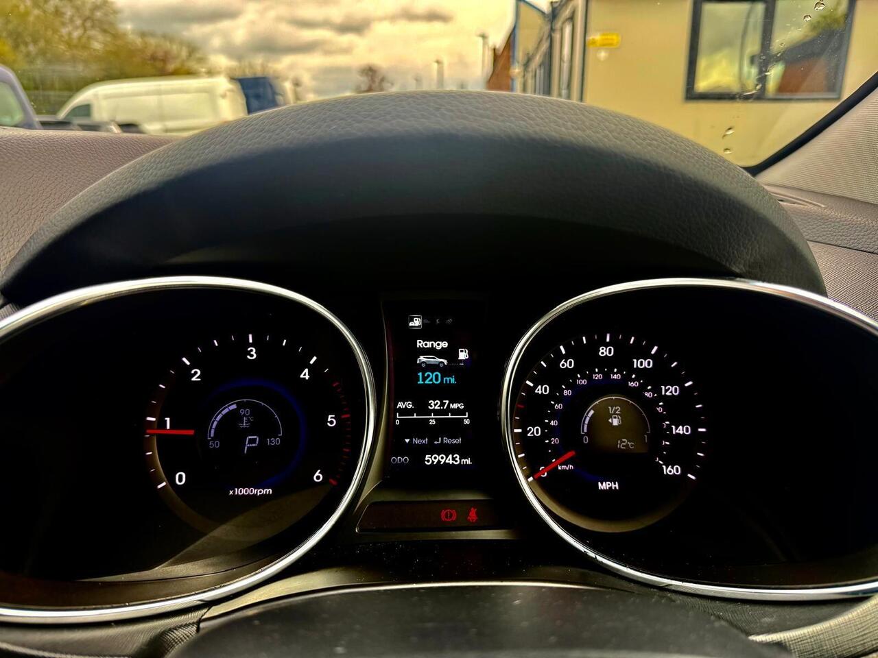 Hyundai Santa Fe EA15DZN