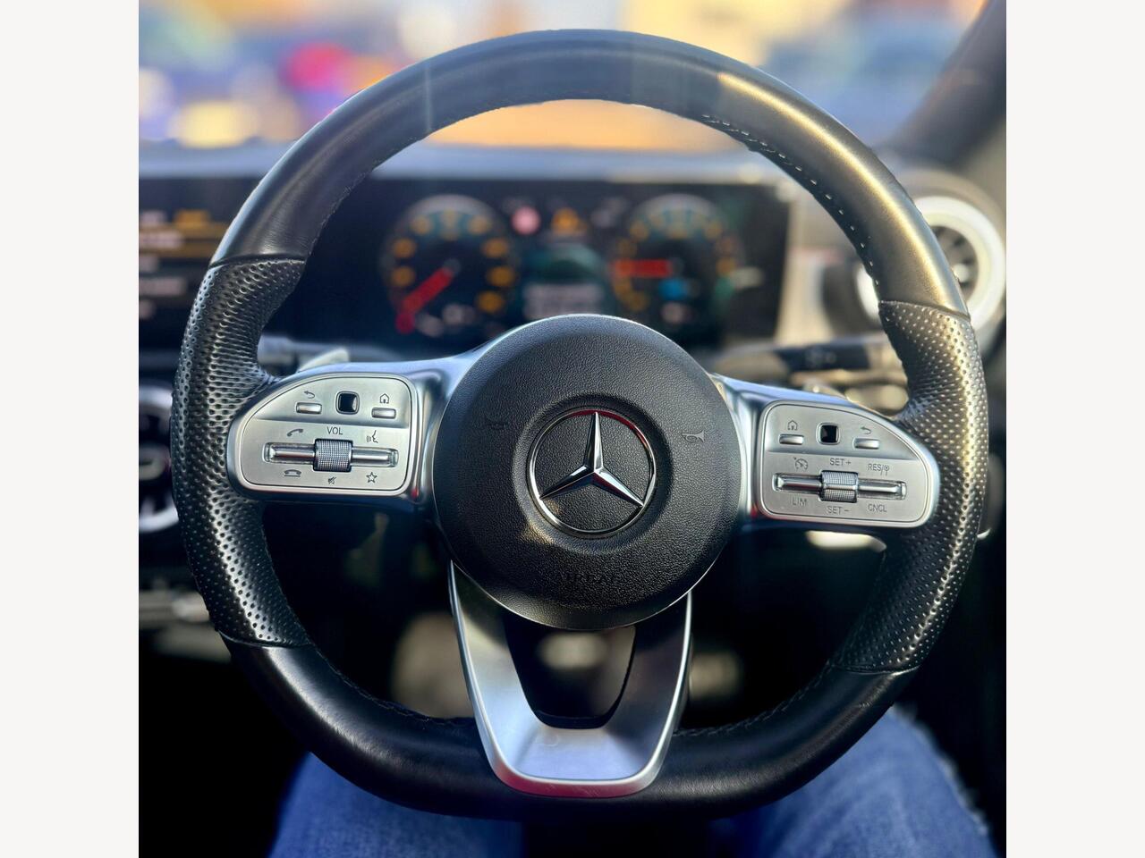 Mercedes-Benz CLA WV71XOX