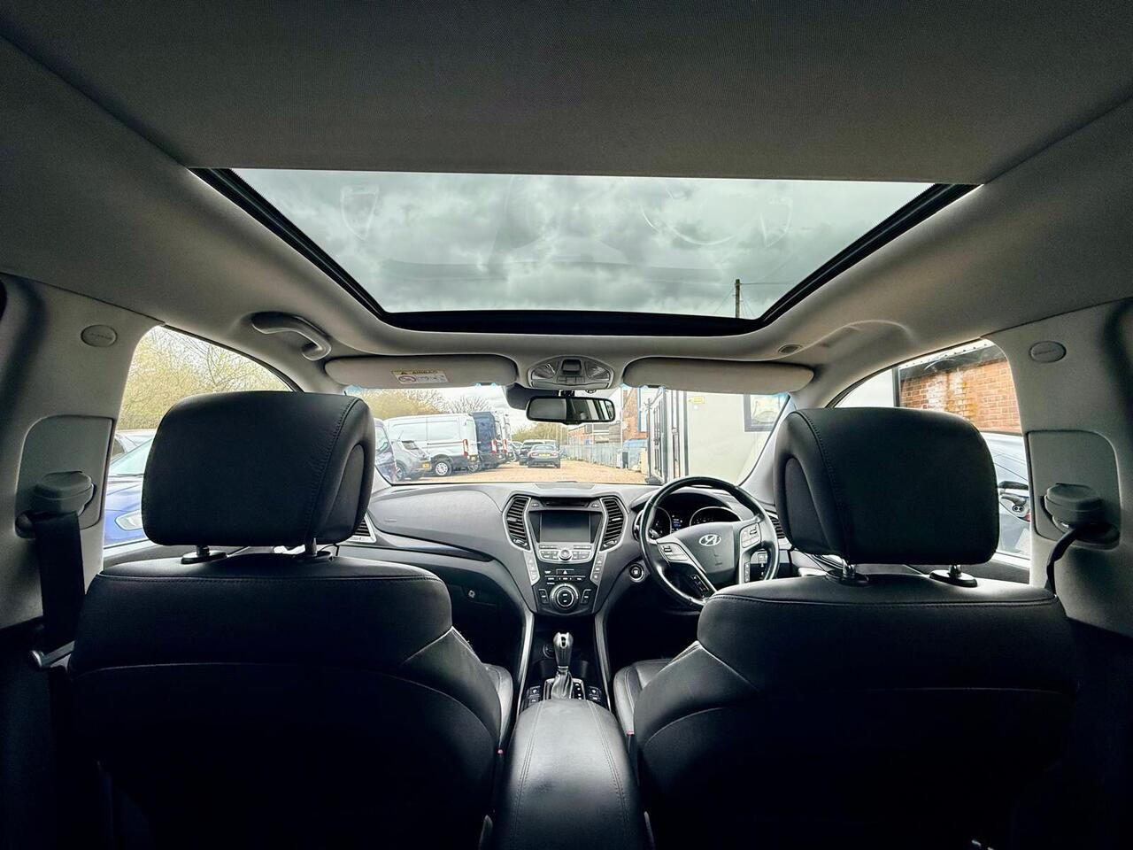 Hyundai Santa Fe EA15DZN