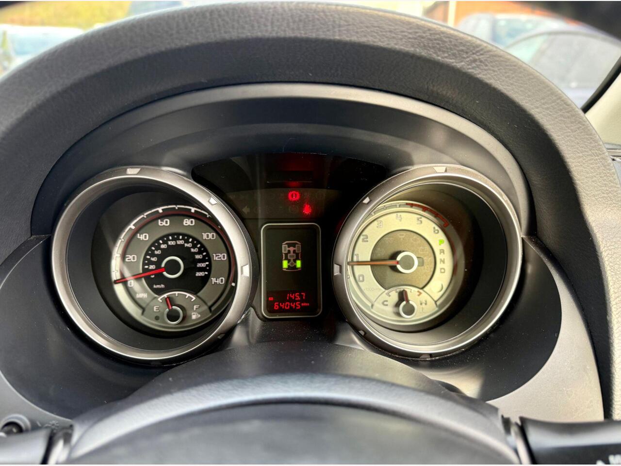 Mitsubishi Shogun YR64RFJ