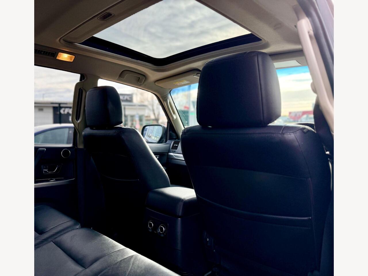 Mitsubishi Shogun YR64RFJ