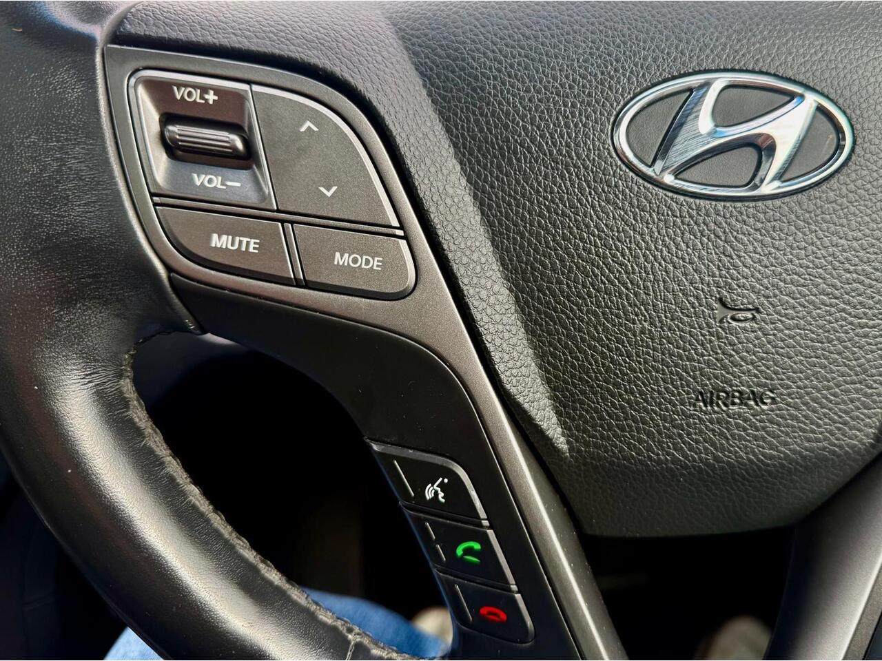 Hyundai Santa Fe EA15DZN