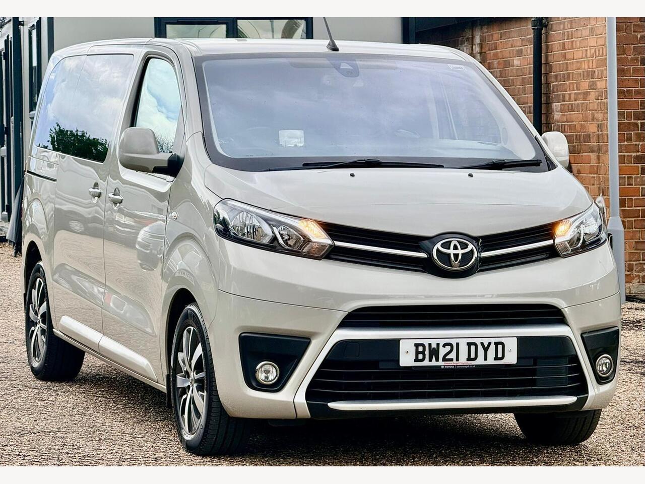 Toyota PROACE Verso BW21DYD