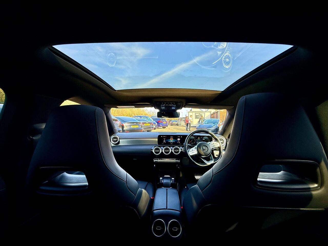 Mercedes-Benz CLA WV71XOX