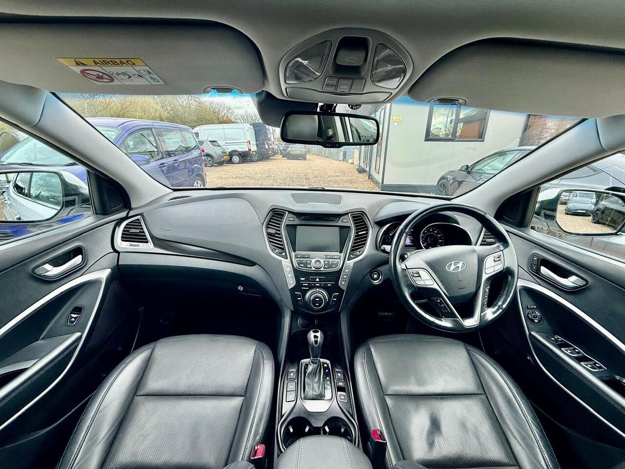 Hyundai Santa Fe EA15DZN