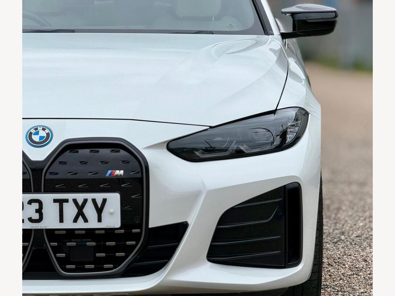 BMW i4 HN23TXY