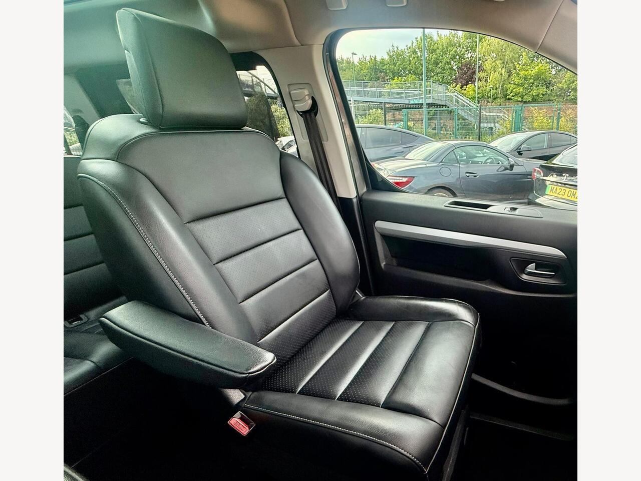 Toyota PROACE Verso SY70WKB