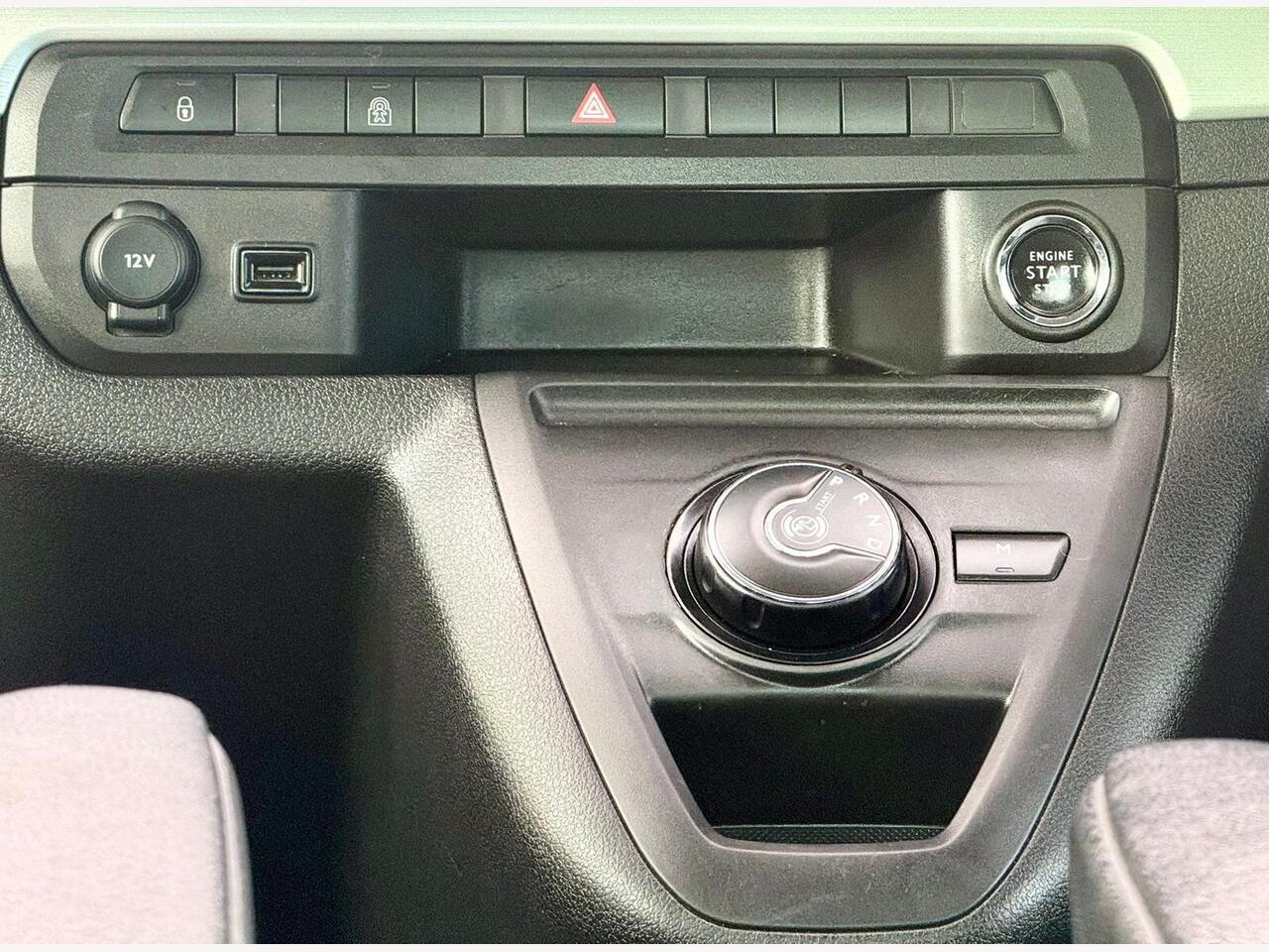 Toyota PROACE Verso SY70WKB