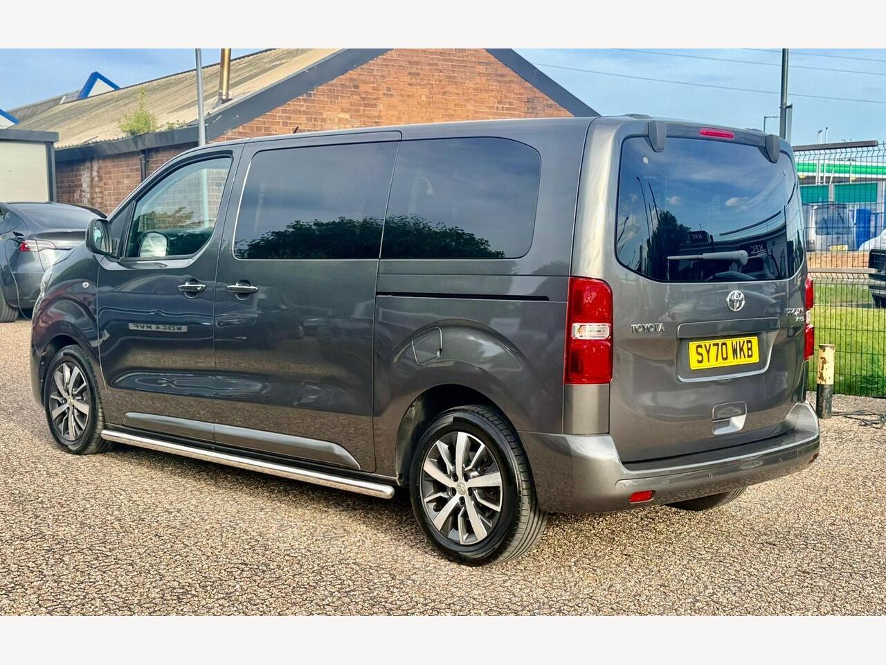 Toyota PROACE Verso SY70WKB