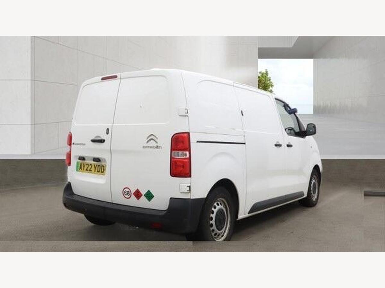 Citroen e-Dispatch AY22YDD